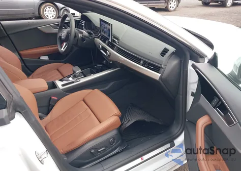 2025 Audi A5 Sportback Premium 45 Tfsi S Line Quattro S Tronic z USA, uszkodzony, nr VIN WAUDACF50SA011089